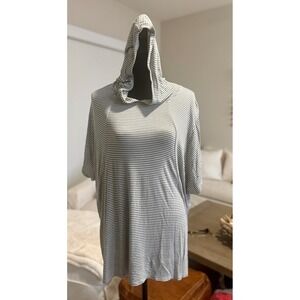 LIVI Venus‎ Plus Size 2X Hoodie Top – Gray/White Stripe – Soft Stretch Rayon